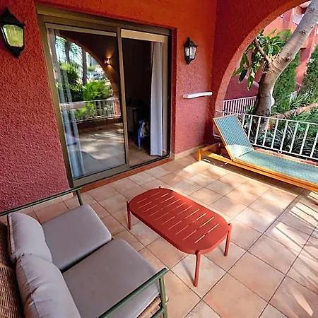 מלון Intelier Bonaire 4*